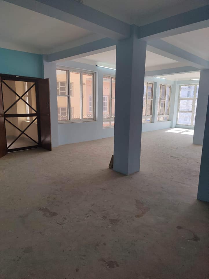 1200 sqft commercial space for rent