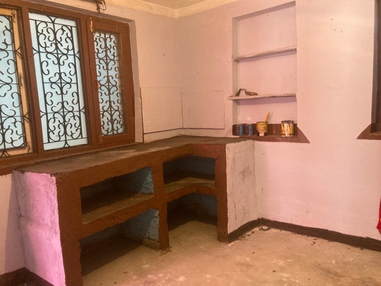 1 room + 1 kitchen, bathroom in Golfutar cheap rent